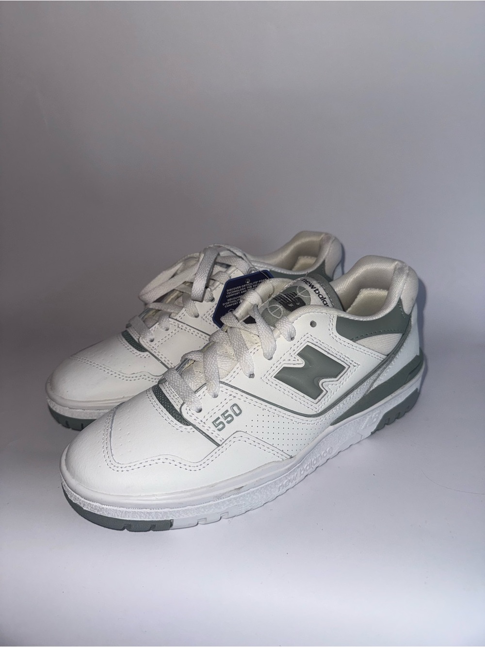 New Balance 550 White Juniper Women’s Sneakers Size 8 NWOB